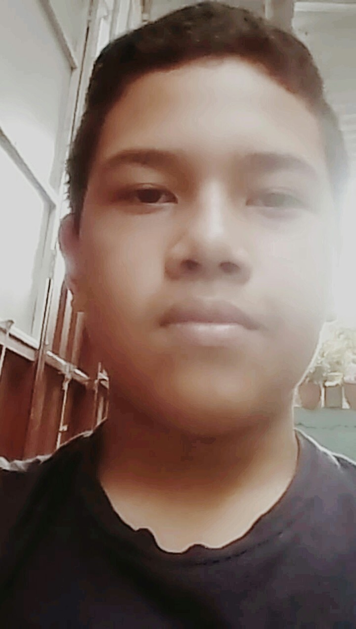 Roberto Jose Flores Garci