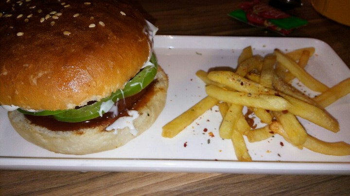 #food_burger_french fries