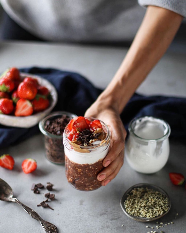 oats dessert jar