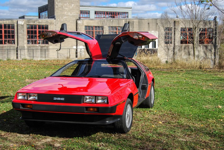 delorean dmc 12