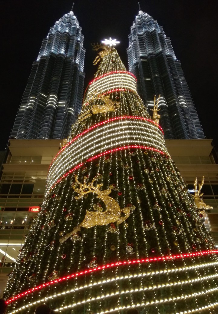 MERRY CHRISTMAS