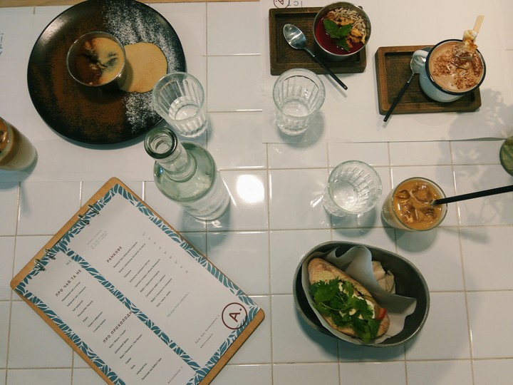 Alltrueeast Cafe