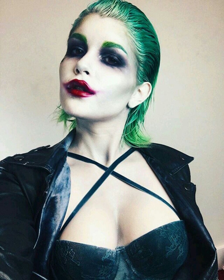 Female joker