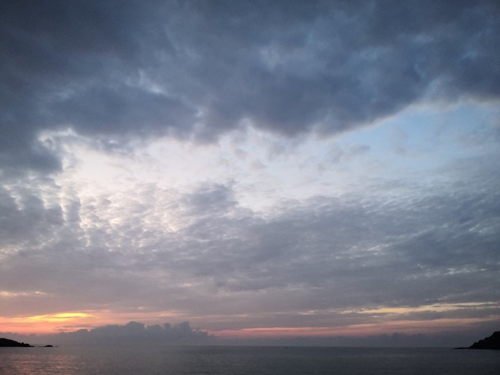 cloudy sun set