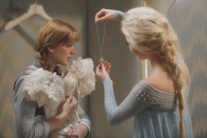 Anna and Elsa  frozen