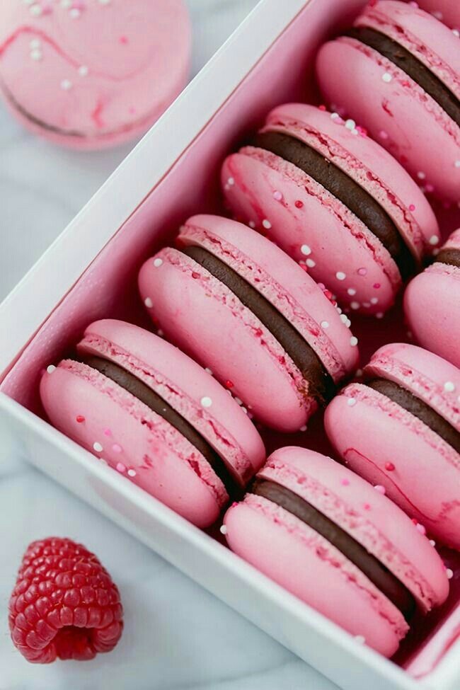 macrons