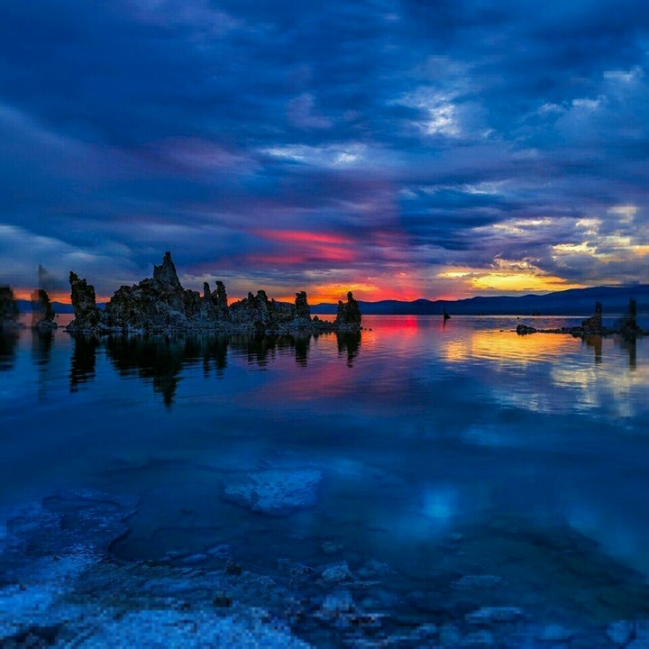 blue 
