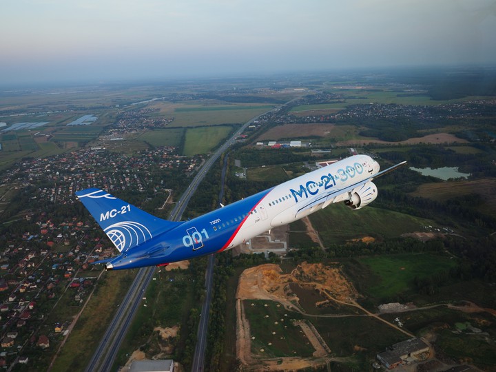 MC-21-300 Russian Flight