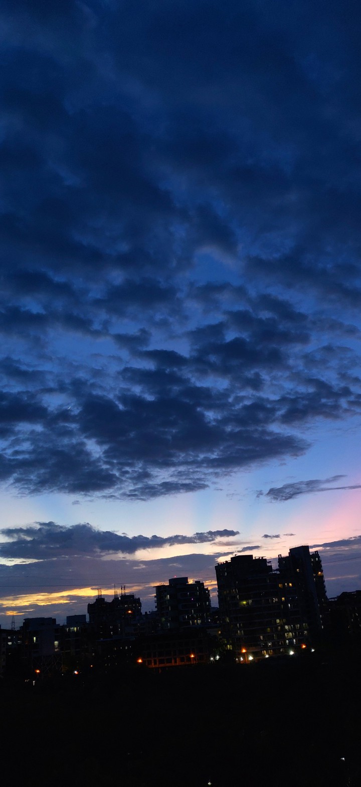 wavey clouds
