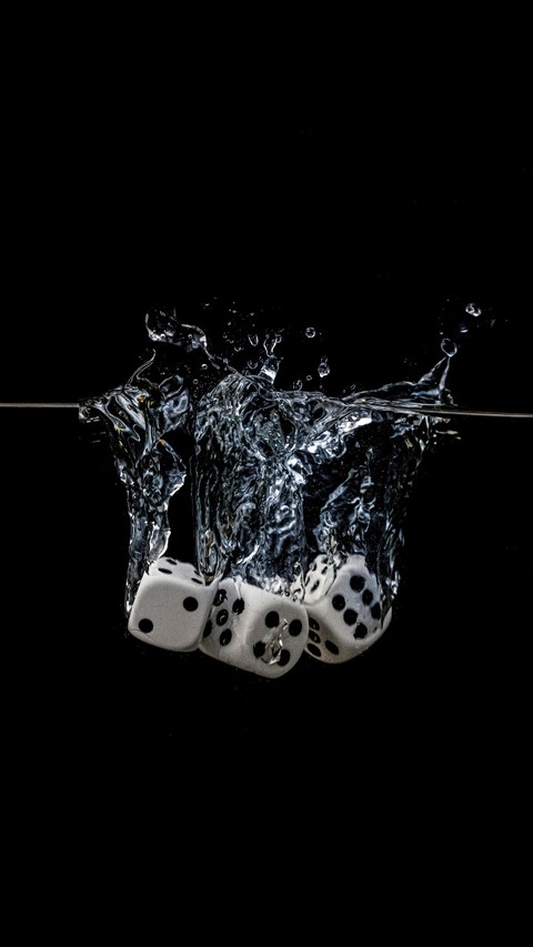 тапети silver, dice