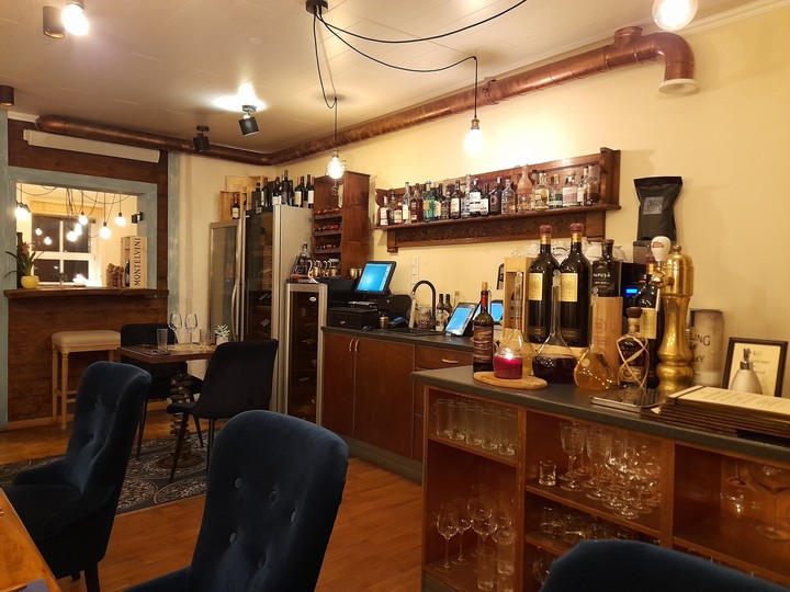 #Interior
