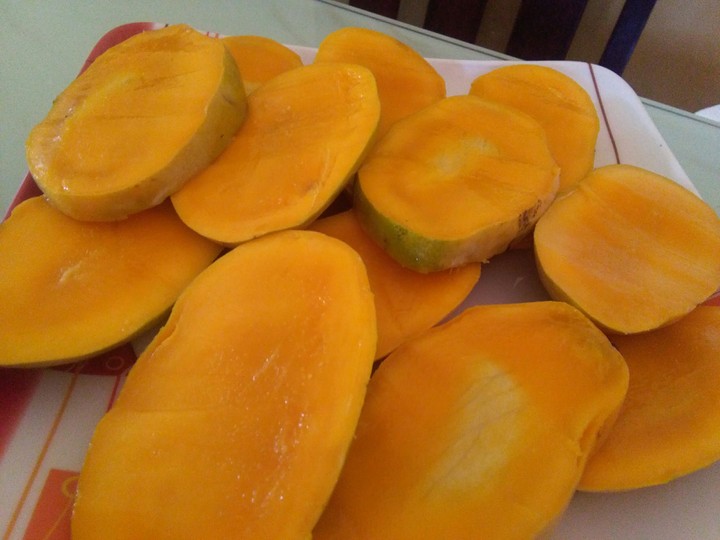 mangoes