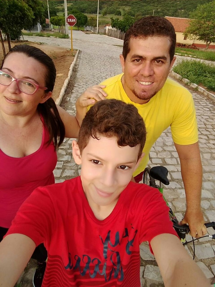 Familia