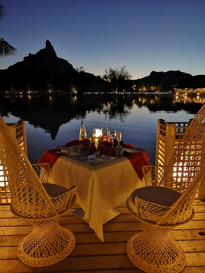 Bora Bora Romantic dinner