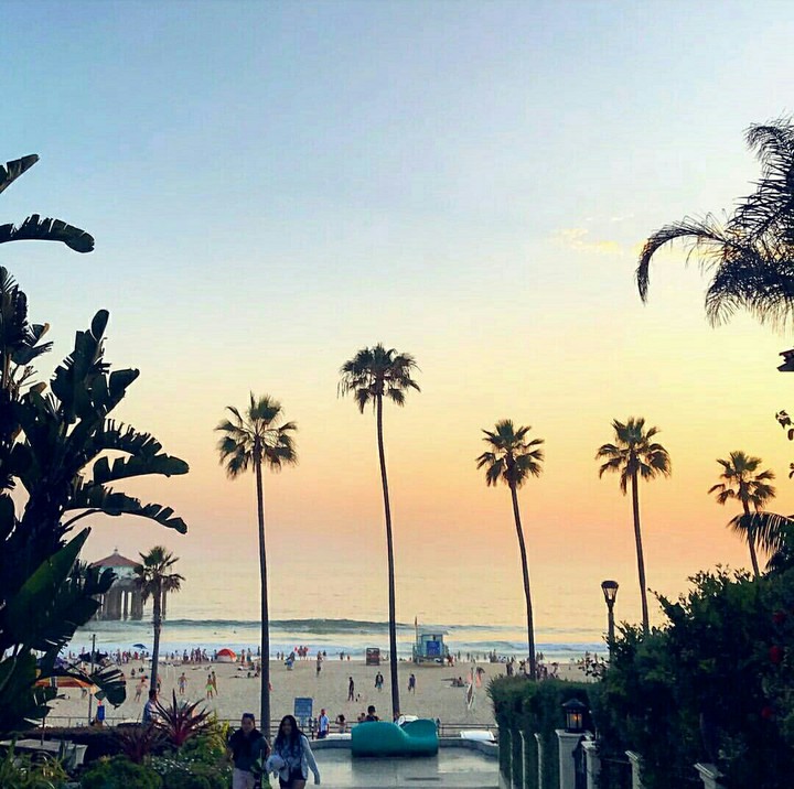 LA