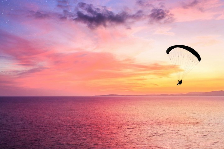 FLY :)