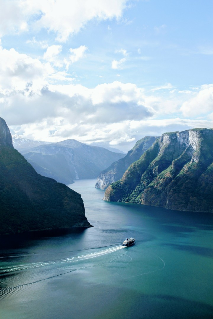 Cruise at Fjord
