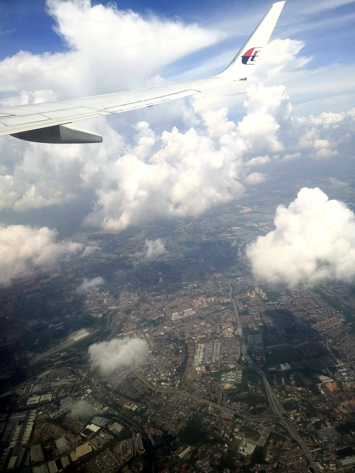 FLY