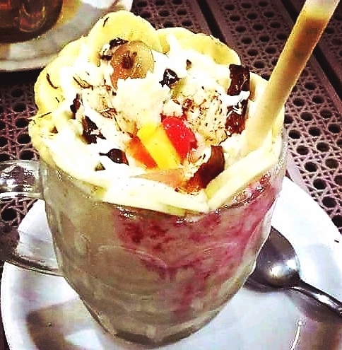 sweet ice cream faluda