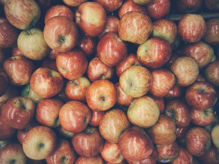 Apples