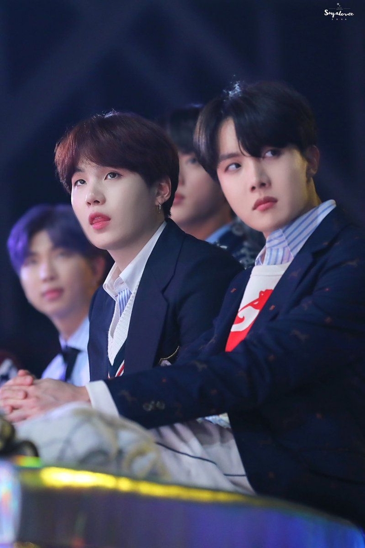 hobi with lil meow meow