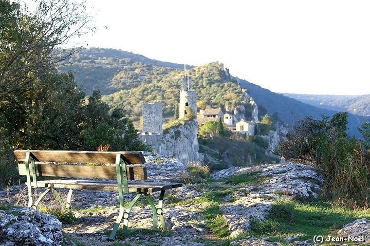 aigueze village