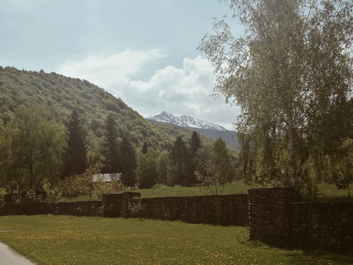 April is with snow