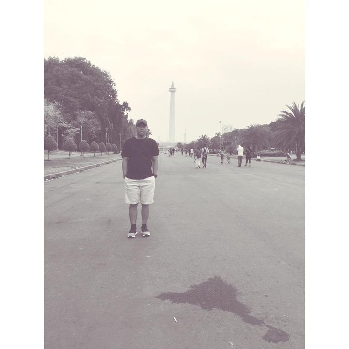 monas