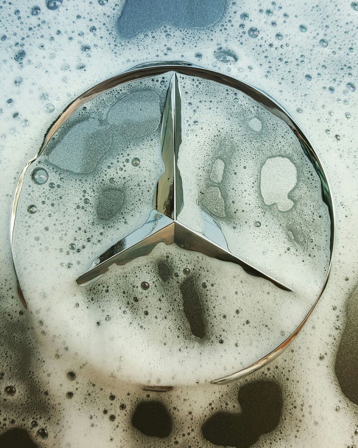 Mercedes Benz