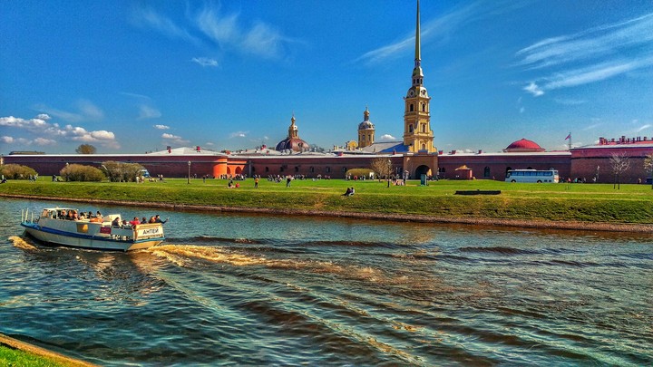 Петропавловская крепость. Санкт-Петербург