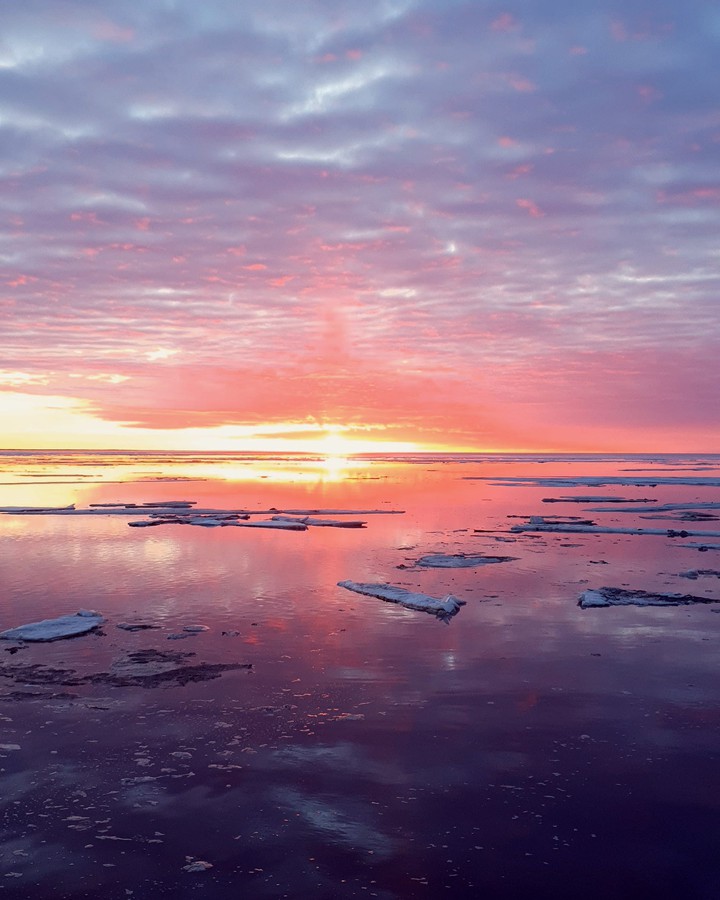 Море