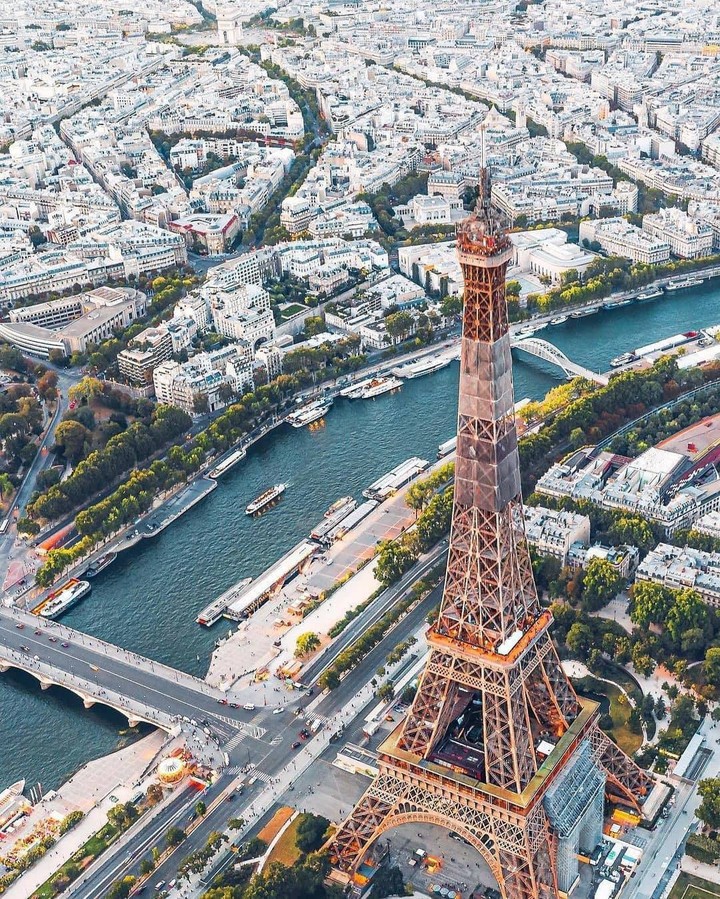 Eiffel Tower Paris