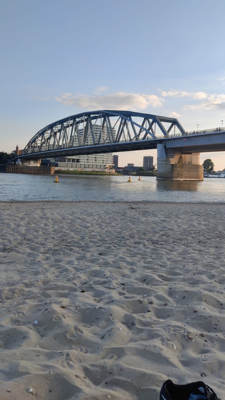 Train bridge