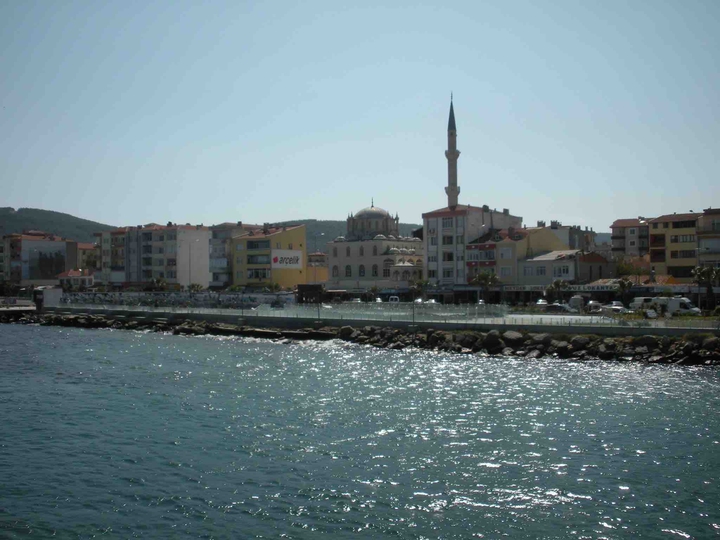 Ferry to Gallipoli