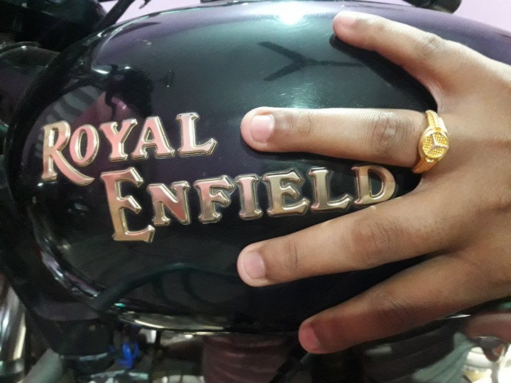 royal enfield Mercedes Benz