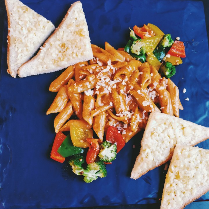 food makes me happy
