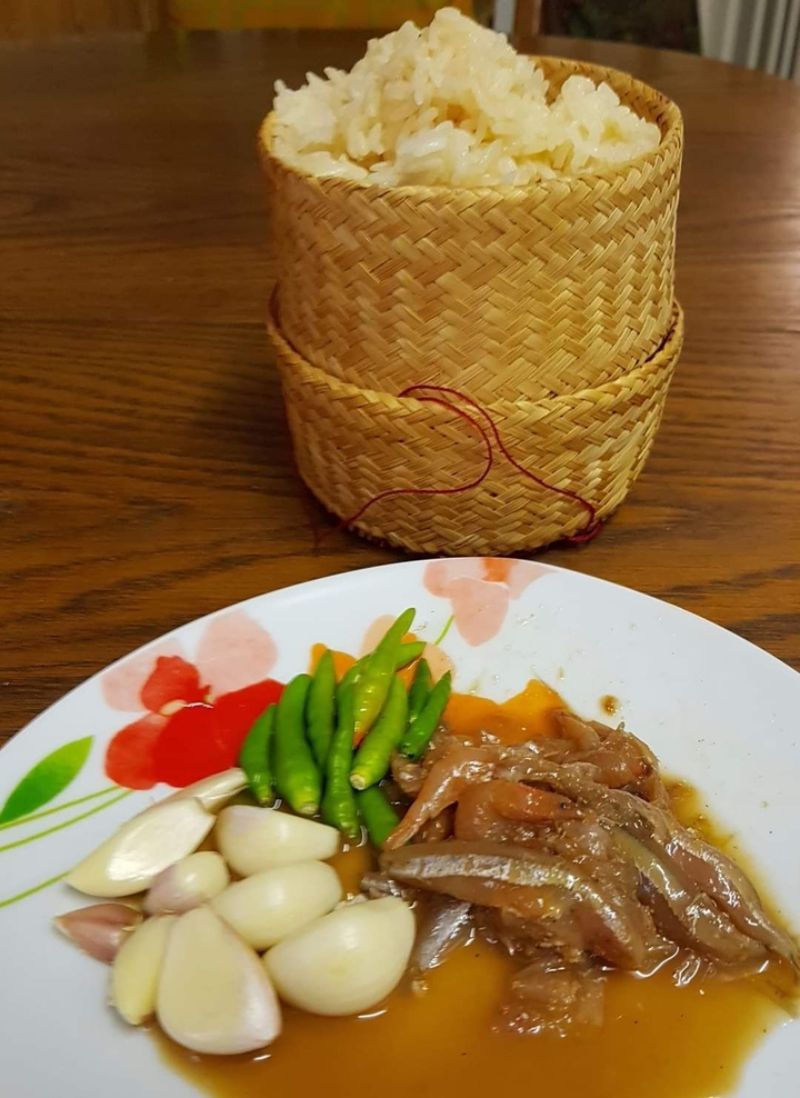Pickled fish and sticky rice