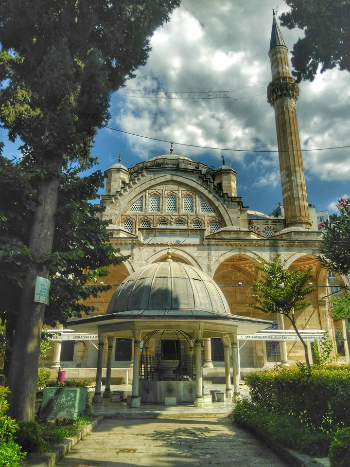 Muradiye cami