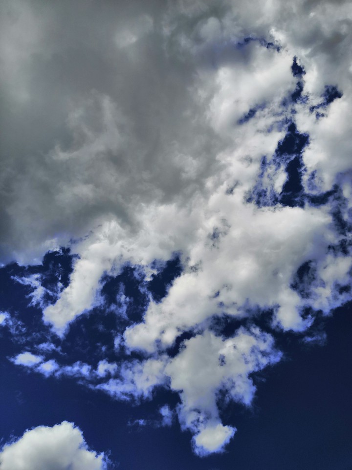 cloudy sky