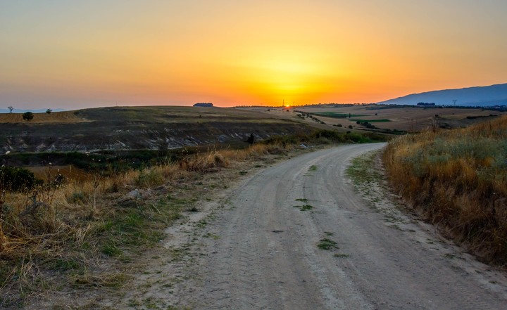 Road to.... sunset.