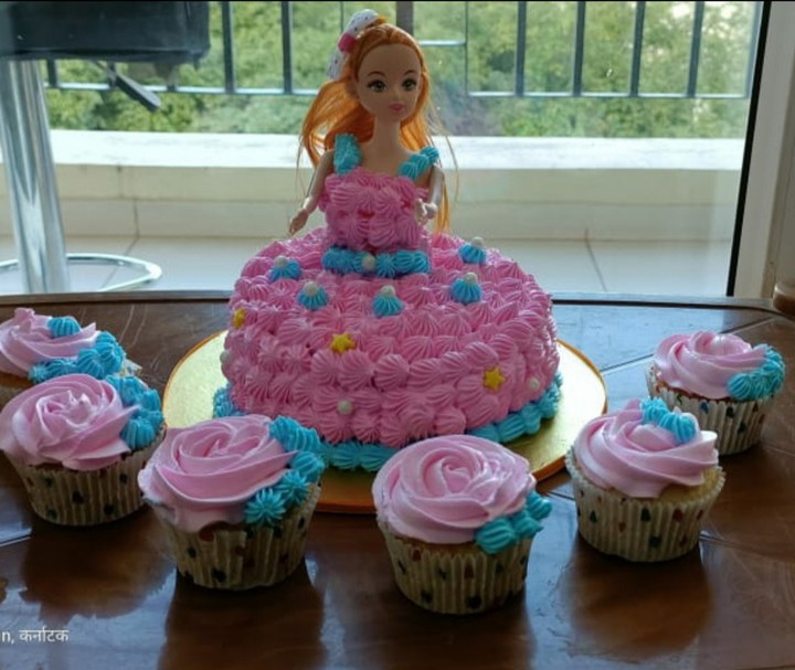 Barbie Cake