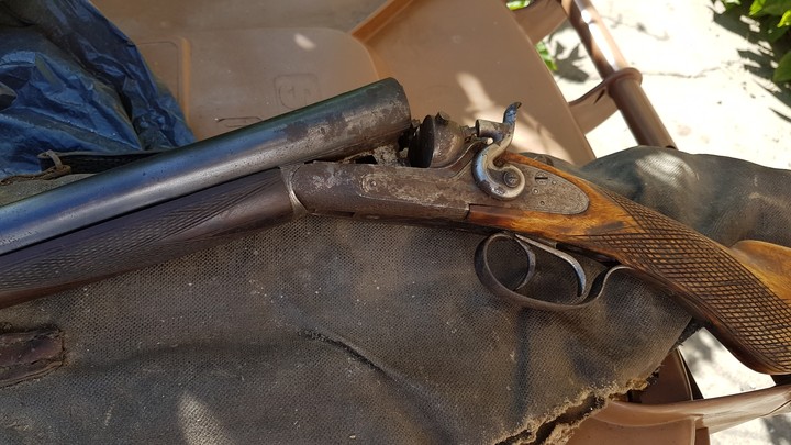 Old double barrel shotgun