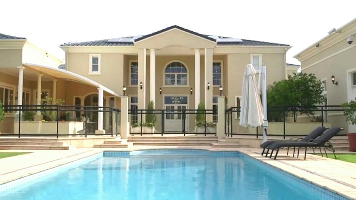 swimpool