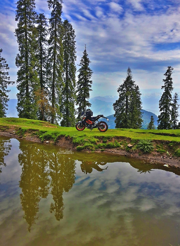 KTM Duke 390 and Serenity