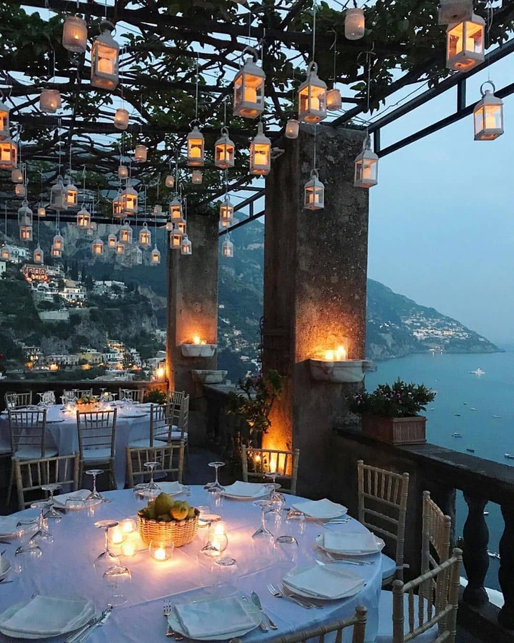 hills dining
