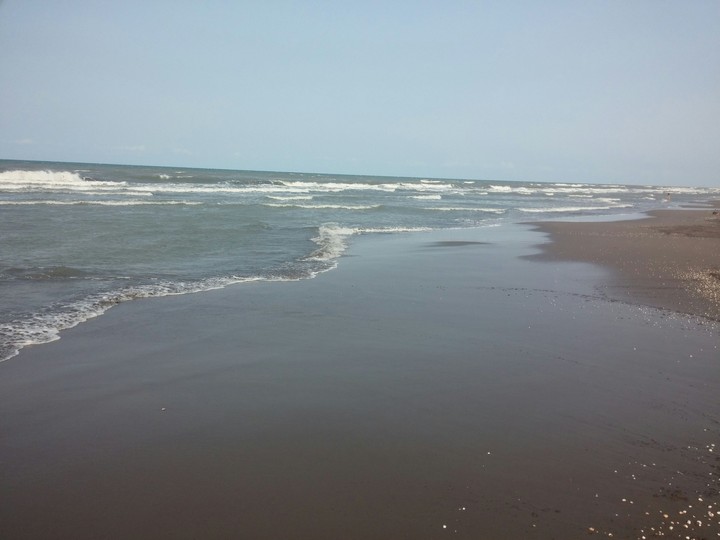 anzali beach