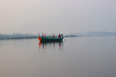 yamuna boat