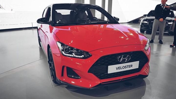 Veloster