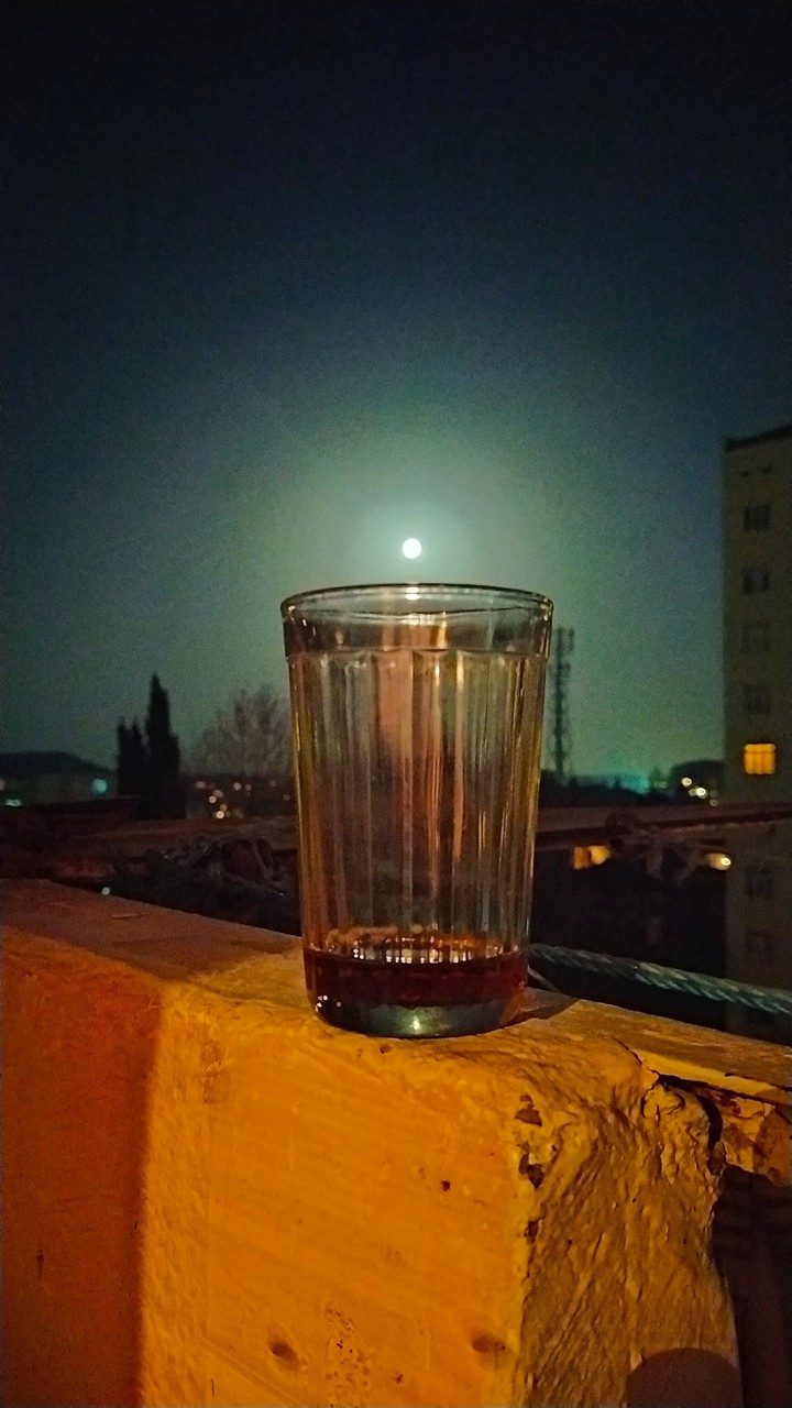 moon&glass