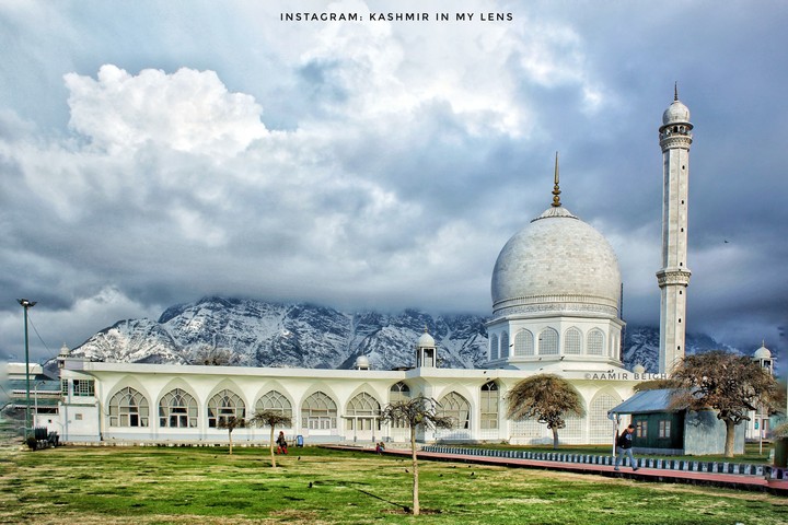 Dargah, Shrine Srinagar Jammu and Kashmir, India